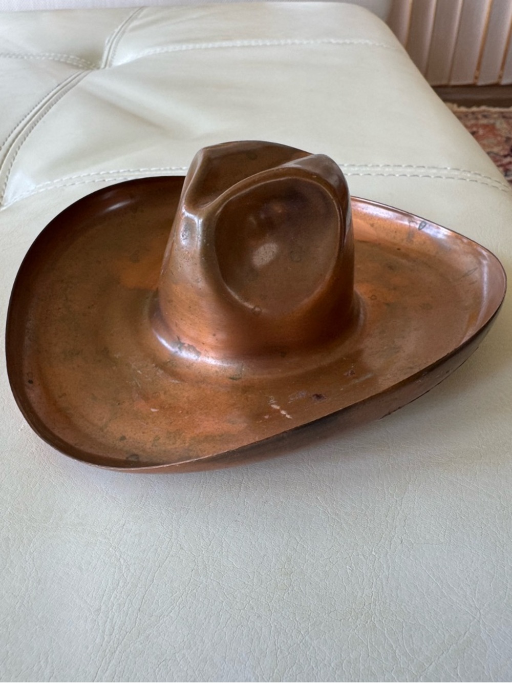 Gregorian solid copper cowboy hat ashtray - Picture 3 of 8